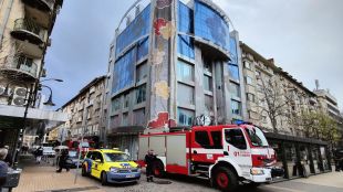 Сигнал за пожар на ъгъла между бул Витоша и ул