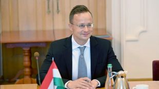 Сиярто: Унгария смята защитата на правата на унгарското малцинство в Украйна за червена линия