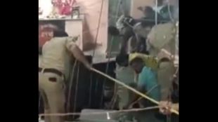 Над 20 души паднаха в кладенец в хиндуистки храм в Индия, има загинали (ВИДЕО)