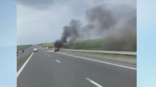 Автомобил на Гранична полиция се запали на автомагистрала Тракия Инцидентът е
