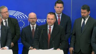 Българският представител в Европейския парламент и съпредседател на ВМРО участва