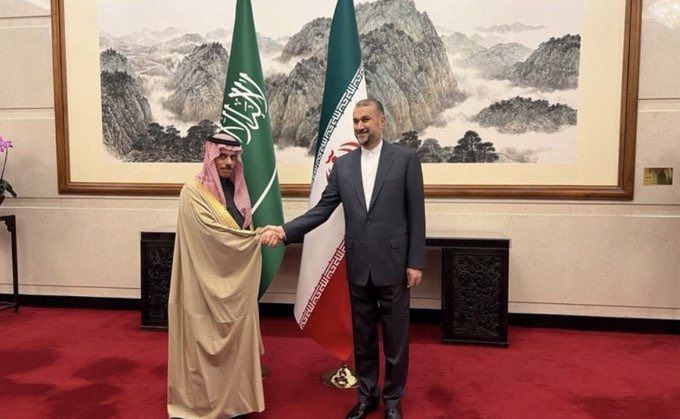 Външните министри на Иран и Саудитска Арабия се срещнаха днес