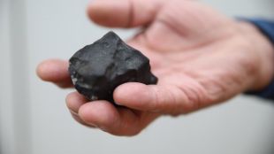 Малък метеорит е паднал в германския град Елмсхорн в провинция