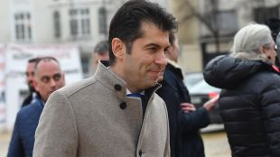 ПП ДБ искат оставката на вътрешния министър Калин Стоянов след вчерашните