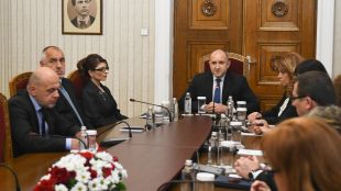 Президентът проведе консултации с ГЕРБ СДС за съставяне на кабинетПрезидентът Румен
