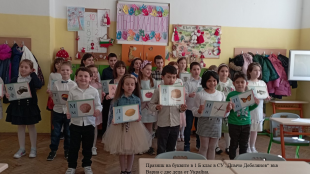 183 ученици от Украйна записани в български училища получават допълнителни