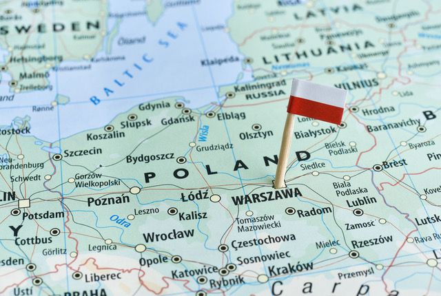 Полските власти възнамеряват да укрепят оградата на границата с Беларус,