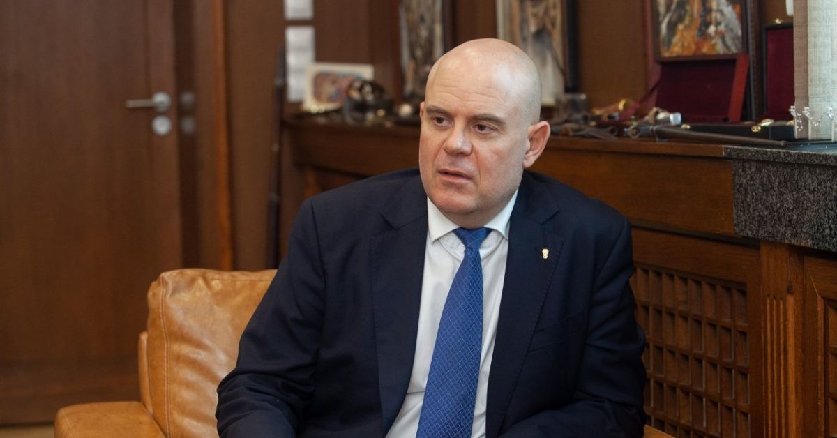 Главният прокурор Иван Гешев изпрати в 49-ото Народно събрание допълнителни
