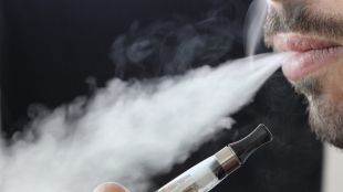 Народното събрание забрани нагреваемите ароматизирани тютюневи изделия Депутатите одобриха окончателно