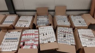 8108 кутии цигари задържаха при проверка митнически служители на ТД