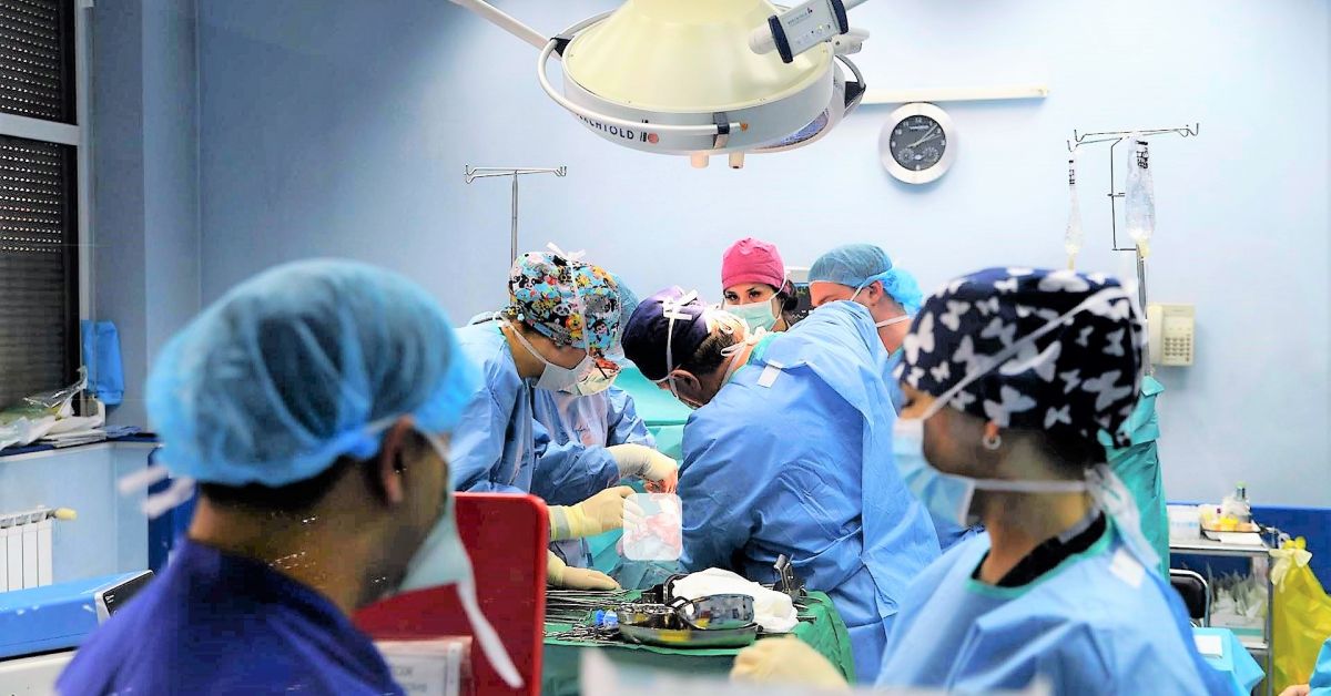 В УМБАЛ Александровска извършиха две бъбречни трансплантации.Донорът е 15-годишно момиче