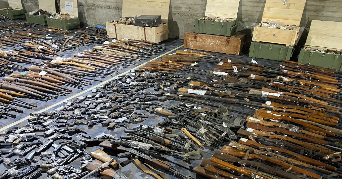 Сръбските власти са събрали около около 13 500 единици оръжие,