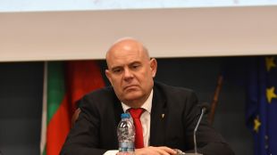 Главният прокурор Иван Гешев внесъл искане във ВСС за образуване
