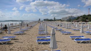 Гърция пусна мобилно приложение за докладване на нарушения по плажовете