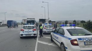Около 50 мигранти са задържани на бул Ботевградско шосе в
