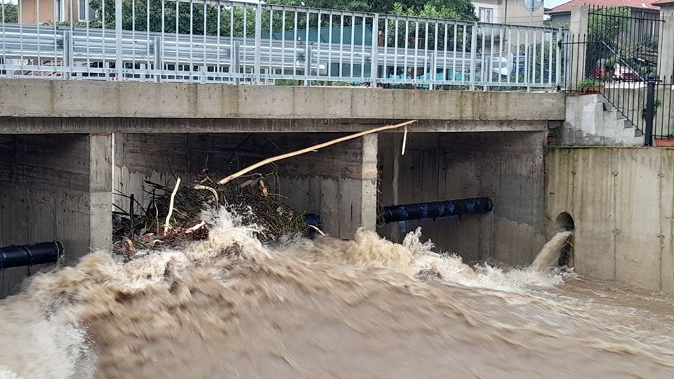 Нови порои и наводнения в Северозападна България причиниха щети. В