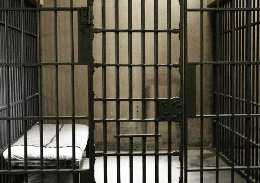 Окръжният съд в Монтана задържа за постоянно в ареста  рецидивист