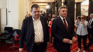 Депутатът от ДПС Делян Пеевски е освободен от комисията по