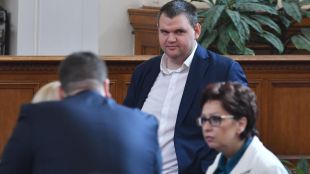 Делян Пеевски: Христо Иванов не може да ми е морален съдник