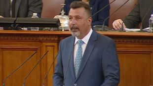 Лидерите на ГЕРБ СДС ПП ДБ и ДПС са срам за българската