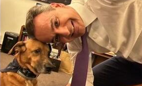 Премиерското куче напусна Двореца Максимос през май но отсъствието му