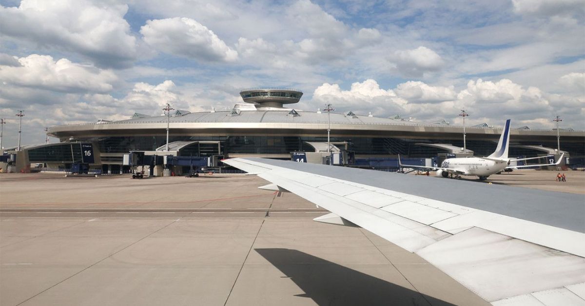 Нападението наложи затварянето на летище “ВнуковоЗахарова нарече случилото се “терористичен