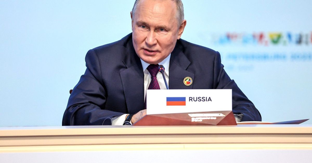 Съобщи го Путин на форума в Санкт ПетербургЗеленски вече отхвърли