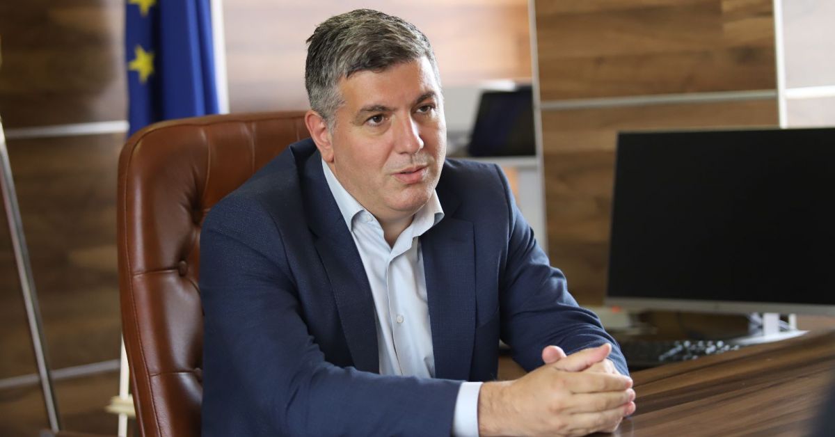 Министърът на регионалното развитие Андрей Цеков смени ръководството на държавното
