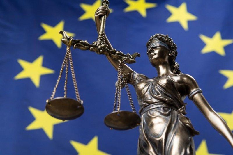 Разследване на Европейската прокуратура в София и в  Париж е