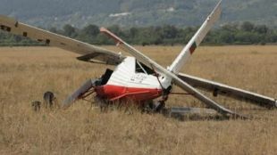 Селскостопански самолет се е разбил в района на Раднево тази