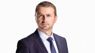 Министерство на финансите в лицето на министър Асен Василев се