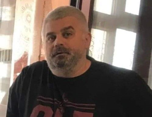 Издирват 46-годишен мъж от Хасково, съобщaват от полицията.Златко Дерменджиев е