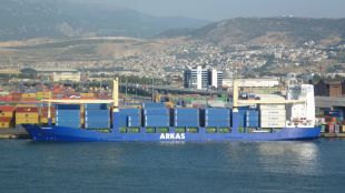 Турция планира да продаде измирското пристанище Алсанджак на някоя от