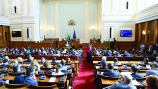 Депутатите приеха на второ четене промени в Закона за храните