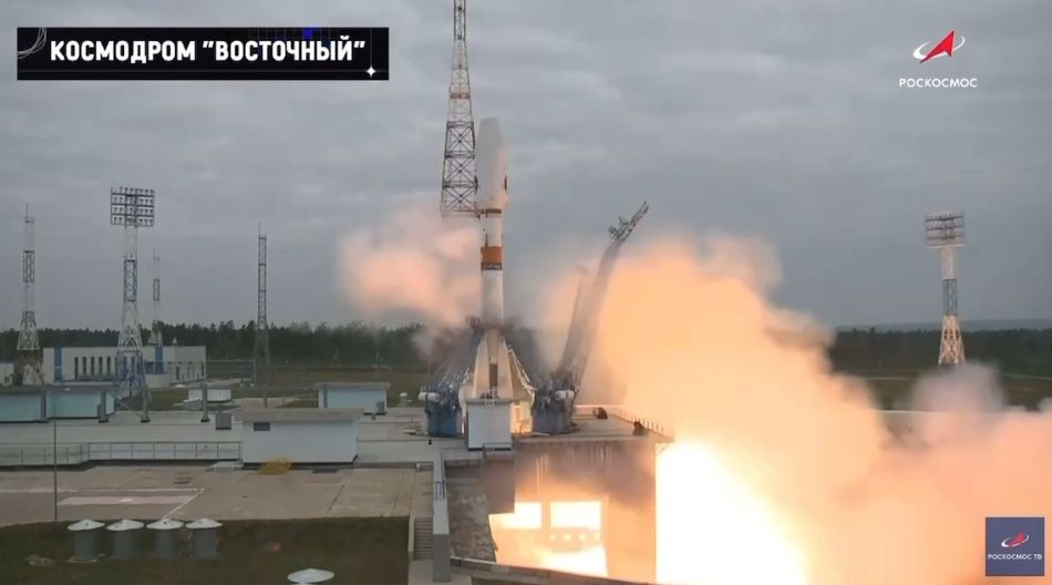 Русия изстреля ракета носител с автоматична станция към Луната. Това