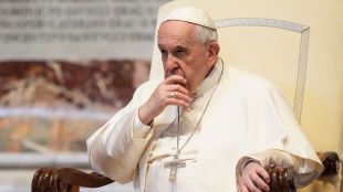 Папа Франциск не успя да прочете реч във Ватикана заради пристъп на кашлица