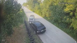 Пиян шофьор без книжка блъсна кола край плевенското село Тодорово