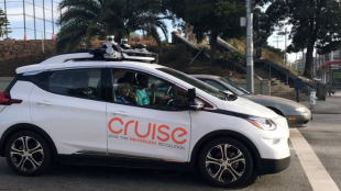 Калифорния даде тласък на индустрията за самоуправляващи се автомобили съобщава