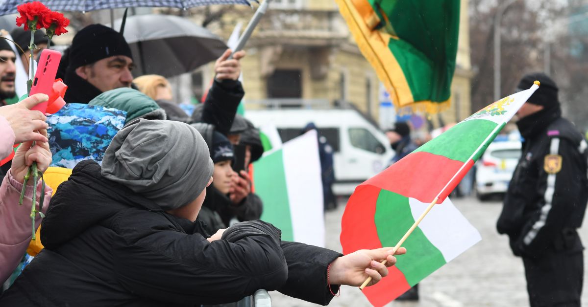 69,3% от българите не подкрепят промяна на националния празник, докато