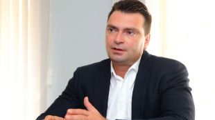 Под патронажа на РадевЩе участва и бившият македонски премиер Владо