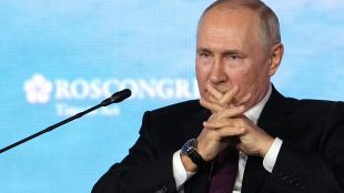 "Комерсант": Вероятно Путин ще обяви кандидатурата си за нов мандат следващия месец