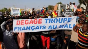 Африканците постигнаха окончателното поражение на Франция