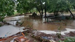 След водното бедствие в Царево местните хора се оплакват че