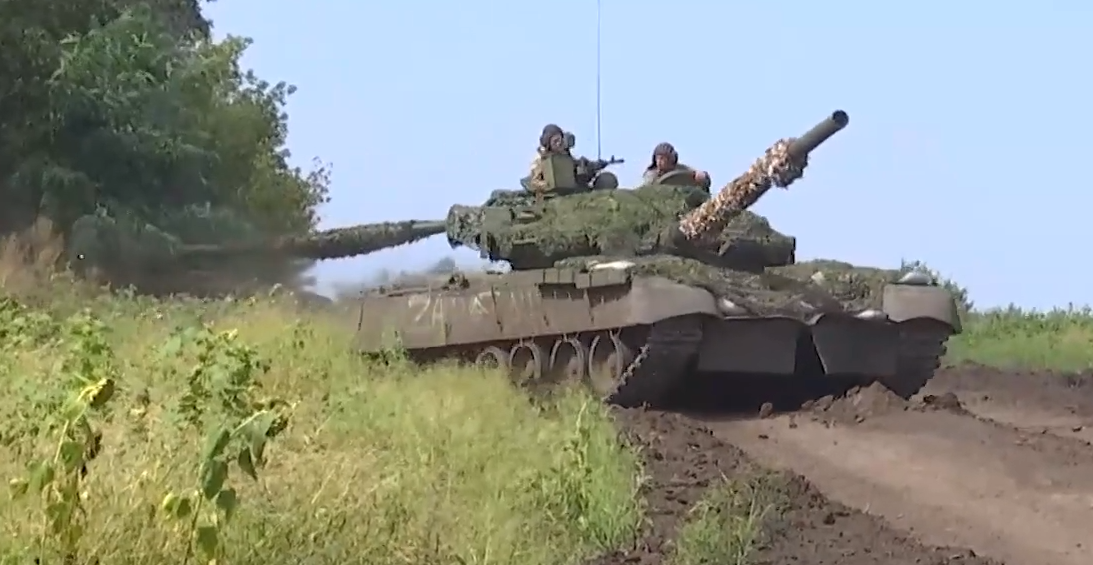 Tank Crews Prevent Ukrainian Breakthrough Attempt: Russian Ministry of Defense