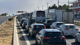 Бурята Даниел предизвика транспортен блекаут в Гърция Националната магистрала Атина Солун
