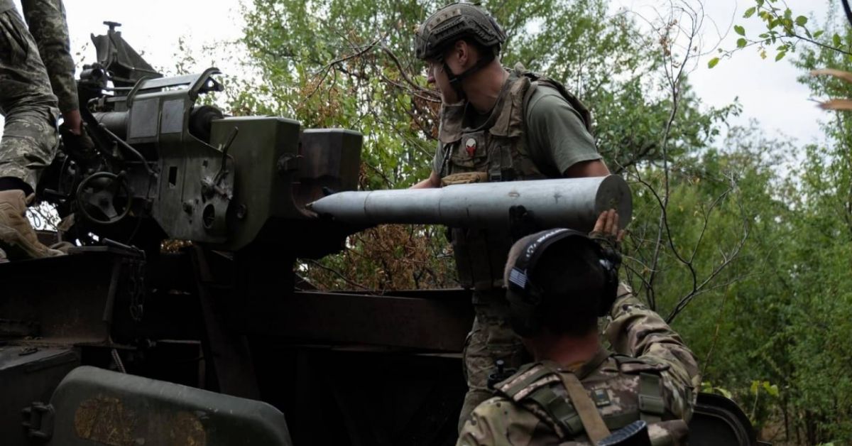 Групата на руските войски Запад“ с артилерийски огън прекъсна ротацията