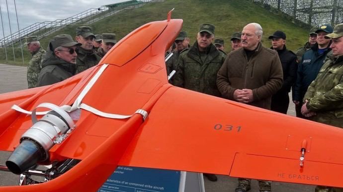 Александър Лукашенко подписа указ, според който използването на граждански дронове