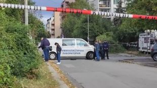 Кървав атентат на улица в СофияНегов сънародник оцелял без драскотина