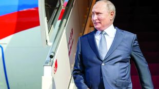 Руският президент Владимир Путин днес отхвърли коментарите на президента на