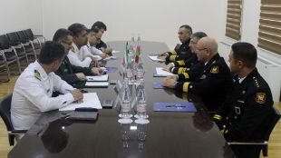 Азербайджан и Иран планират съвместни военноморски учения